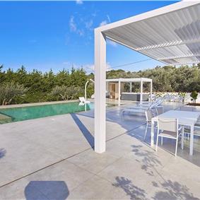 3 bedroom villa with infinity pool, jacuzzi & sauna, Castellammare del Golfo, sleeps 6